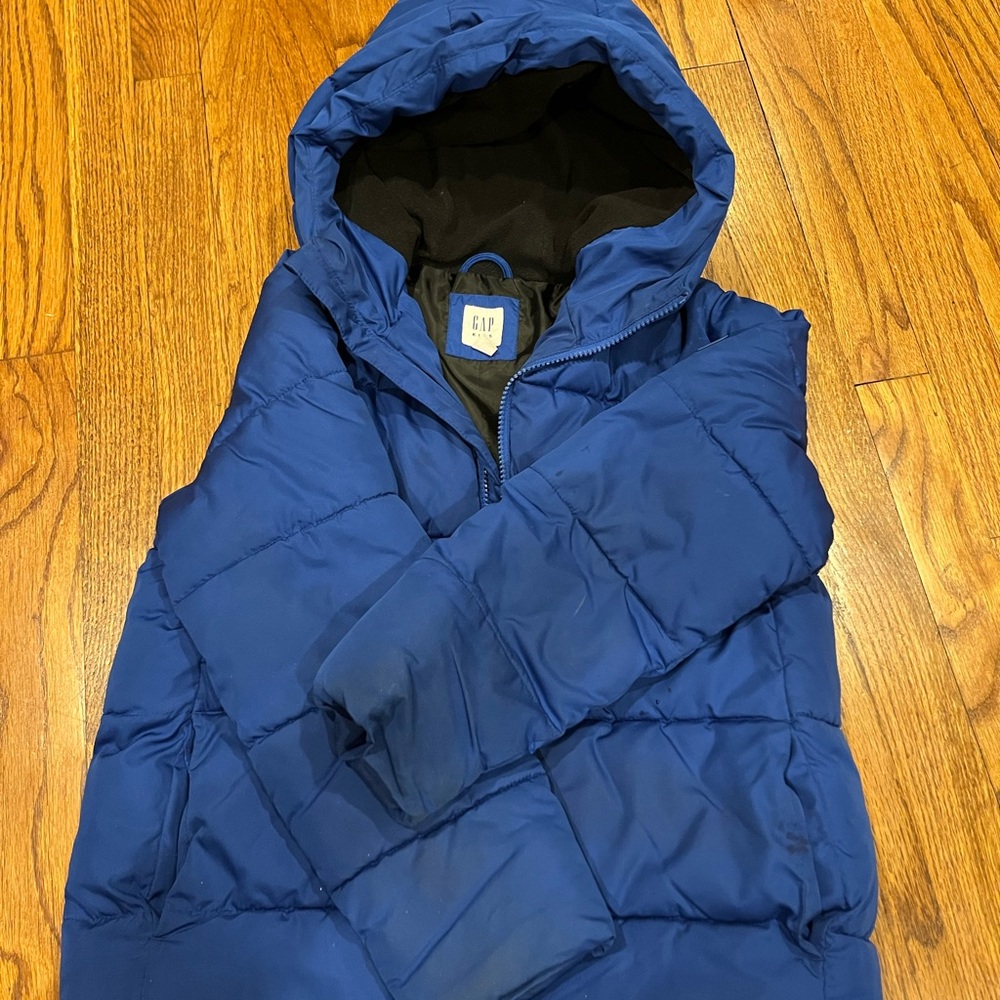 Gap Kids Boys Winter Puffer Coat.